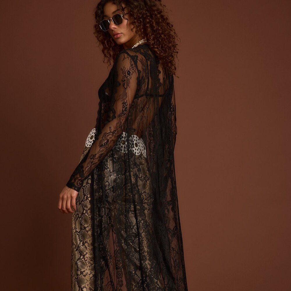 12th Tribe Ambrose Black Lace Kimono Size (S)